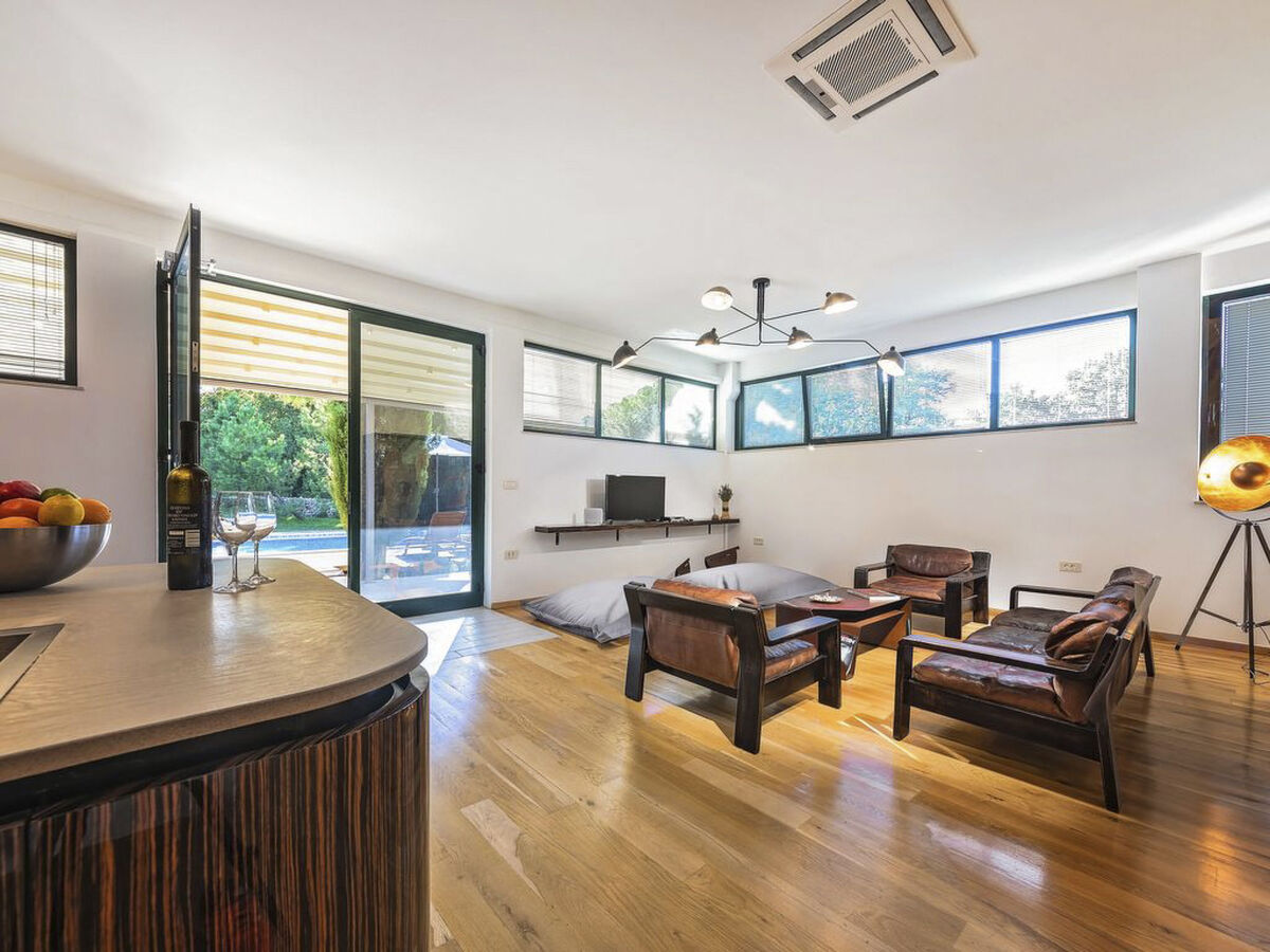 Villa Breg, piscine privée et jacuzzi à Drenje - Photo 14