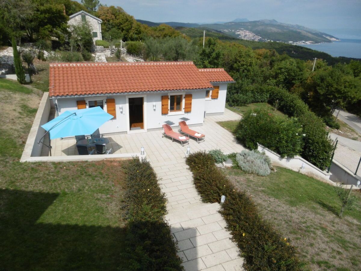 Villa Isabel & Imo à Drenje, vue mer et piscine privée - Photo 4