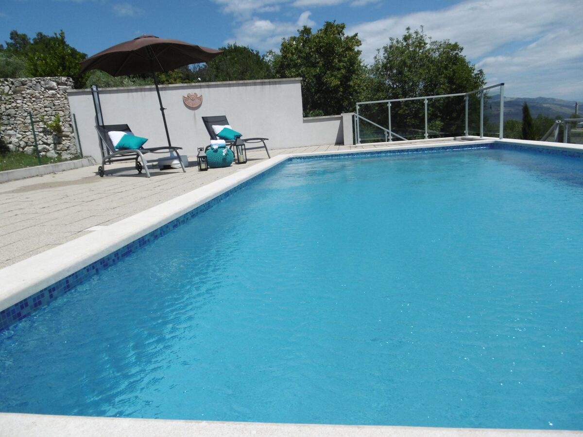 Villa Isabel & Imo à Drenje, vue mer et piscine privée - Photo 6