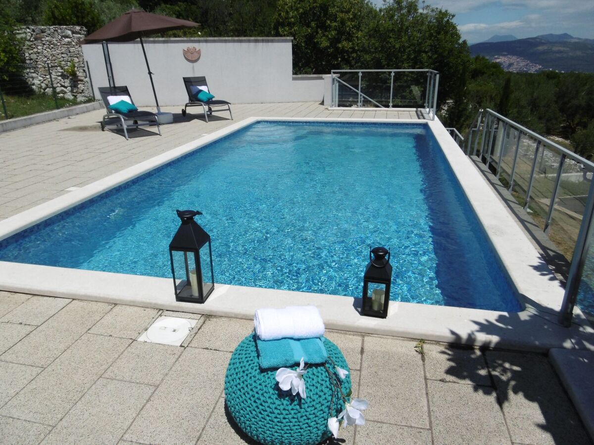 Villa Isabel & Imo à Drenje, vue mer et piscine privée - Photo 9