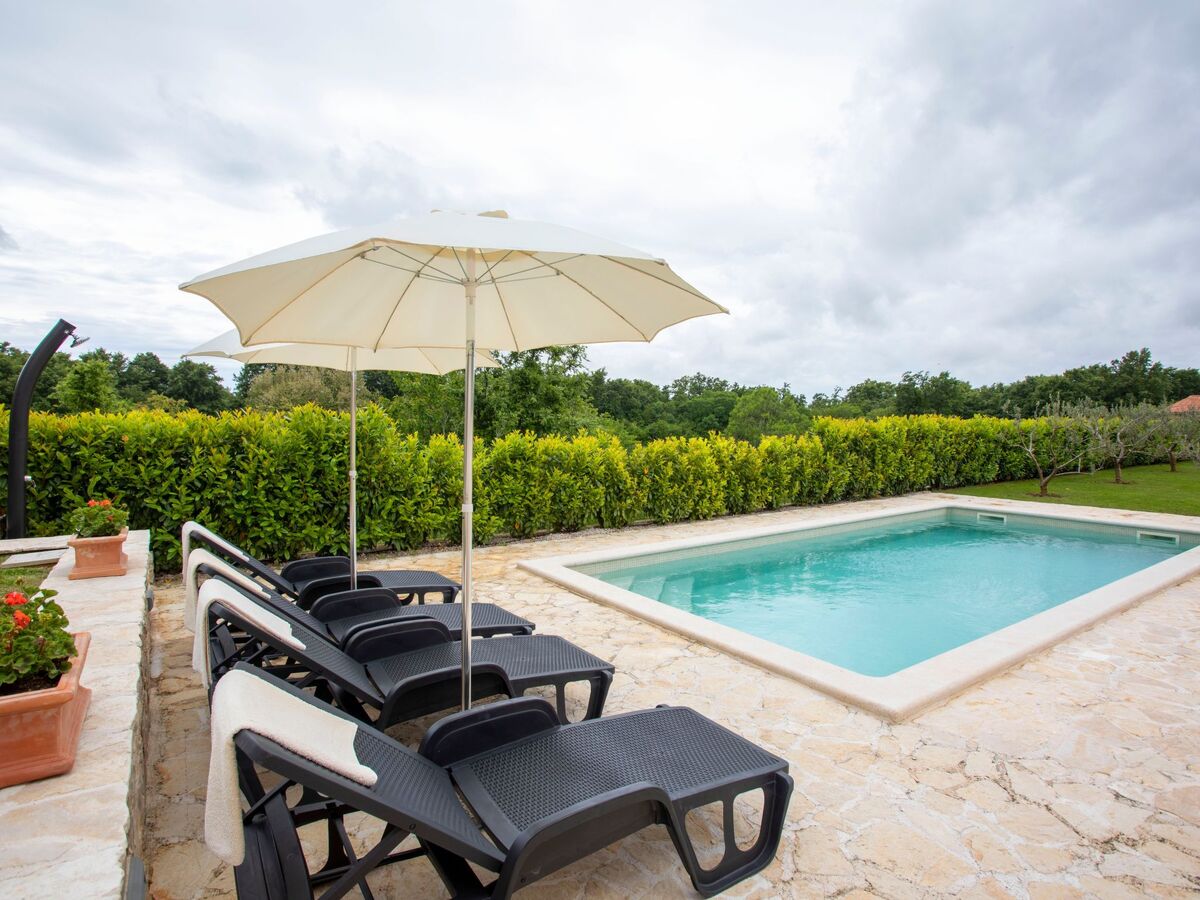 Villa Milka, maison en pierre avec piscine privée - Photo 10