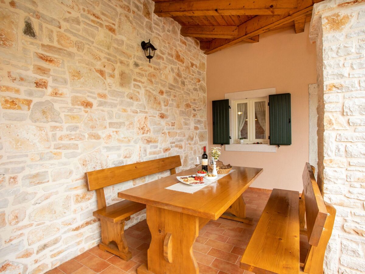 Villa Milka, maison en pierre avec piscine privée - Photo 13