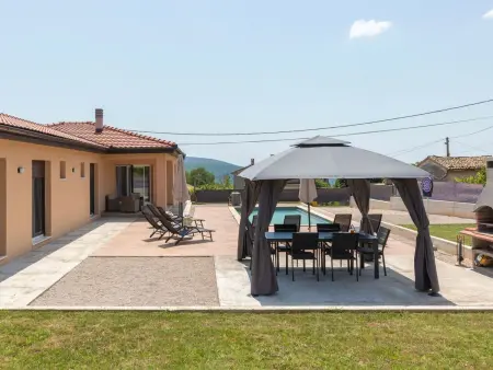 Villa Xenia, maison 8 personnes avec piscine à Labin : photo 2