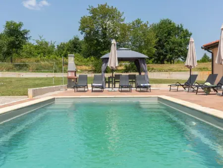 Villa Xenia, maison 8 personnes avec piscine à Labin : photo 3