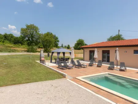 Villa Xenia, maison 8 personnes avec piscine à Labin : photo 8