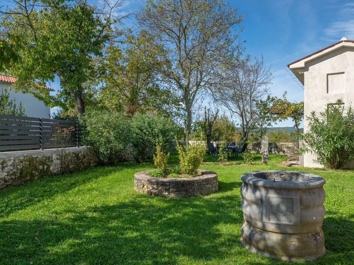 Villa Francesca à Drenje : maison Istrie 1796, piscine privée - Photo 7
