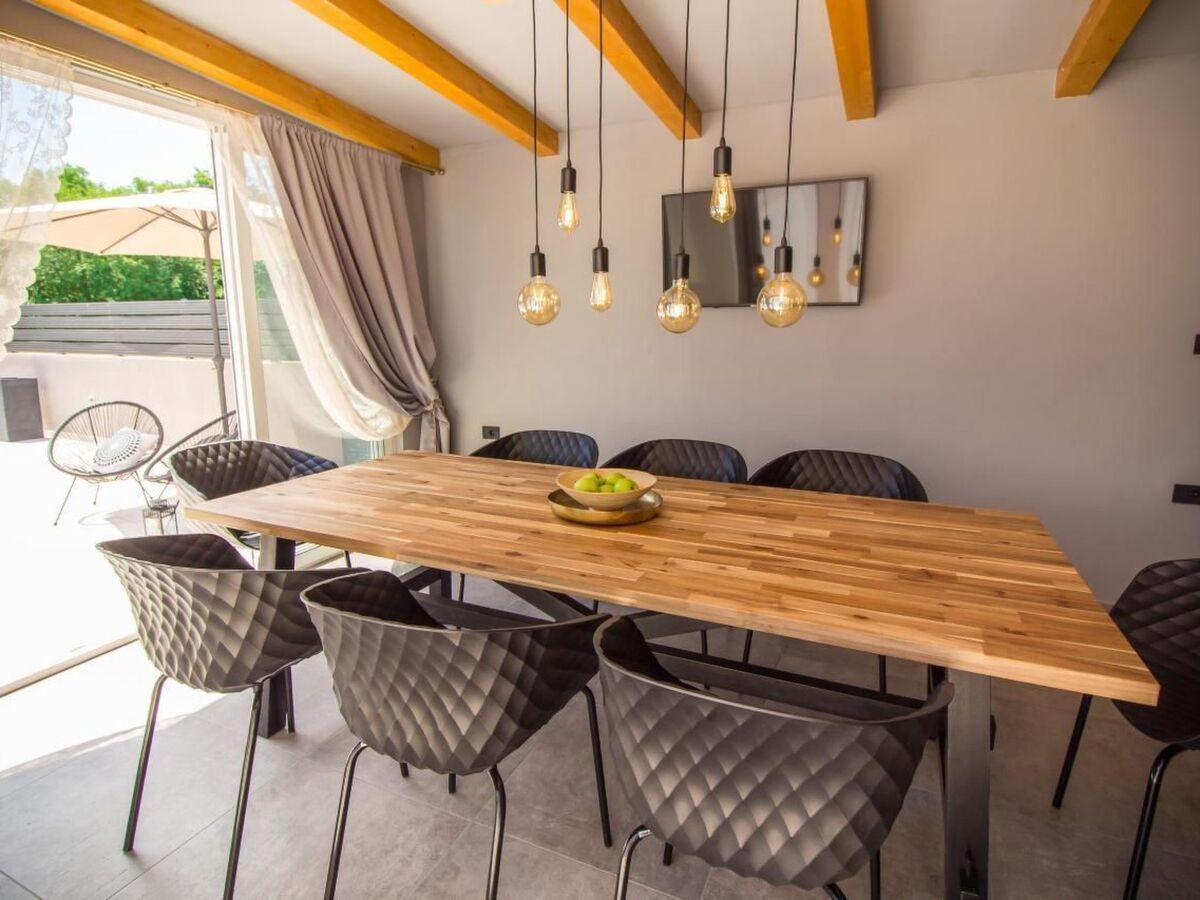 Villa Franka à Drenje : maison 8 pers. avec piscine - Photo 4