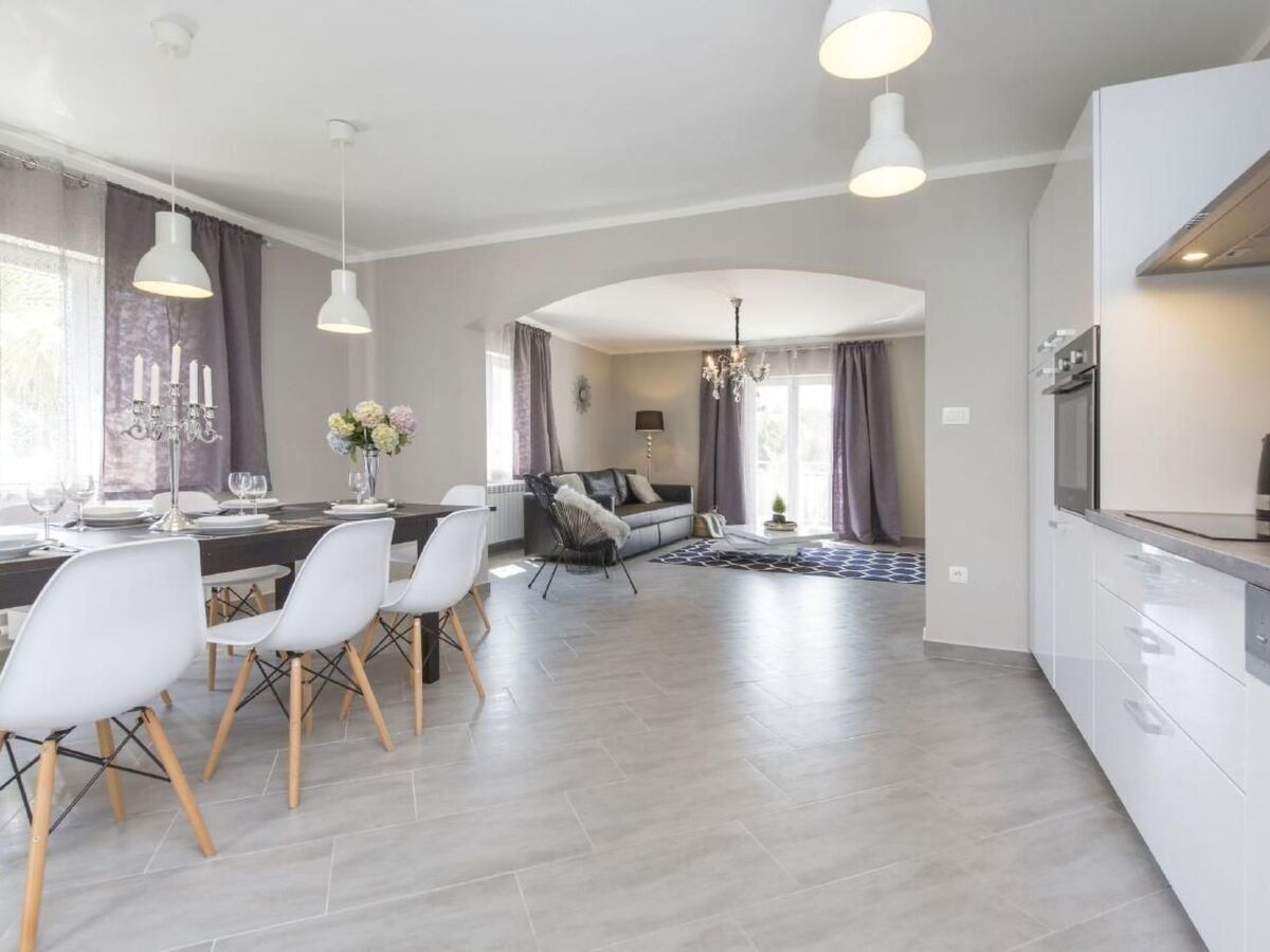 Villa Franka à Drenje : maison 8 pers. avec piscine - Photo 10