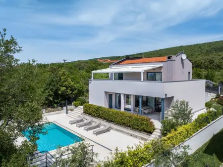 Villa Alba Labin : maison 3 chambres avec piscine chauffée