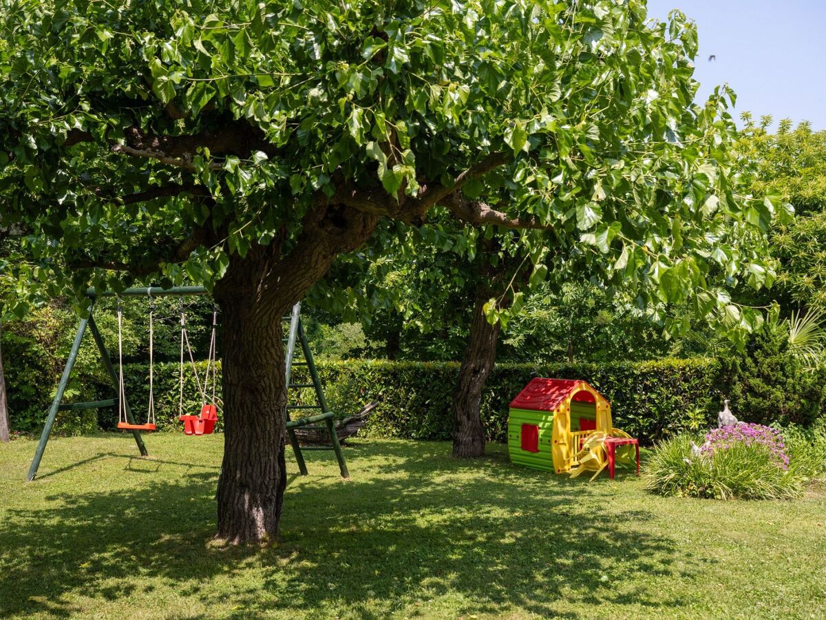 Villa Stori Grod : maison rurale avec piscine à Nedescina - Photo 8