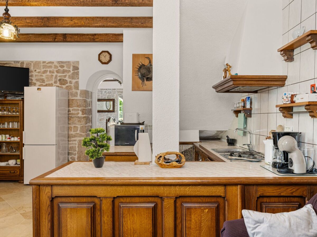 Villa Stori Grod : maison rurale avec piscine à Nedescina - Photo 16