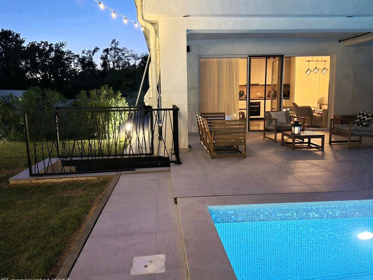 Villa Destiny, maison 8 personnes avec piscine à Nedescina - Photo 22