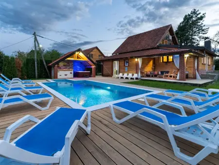 Mala Vila Rebeka – Maison 7 pers. avec piscine et spa : photo 14