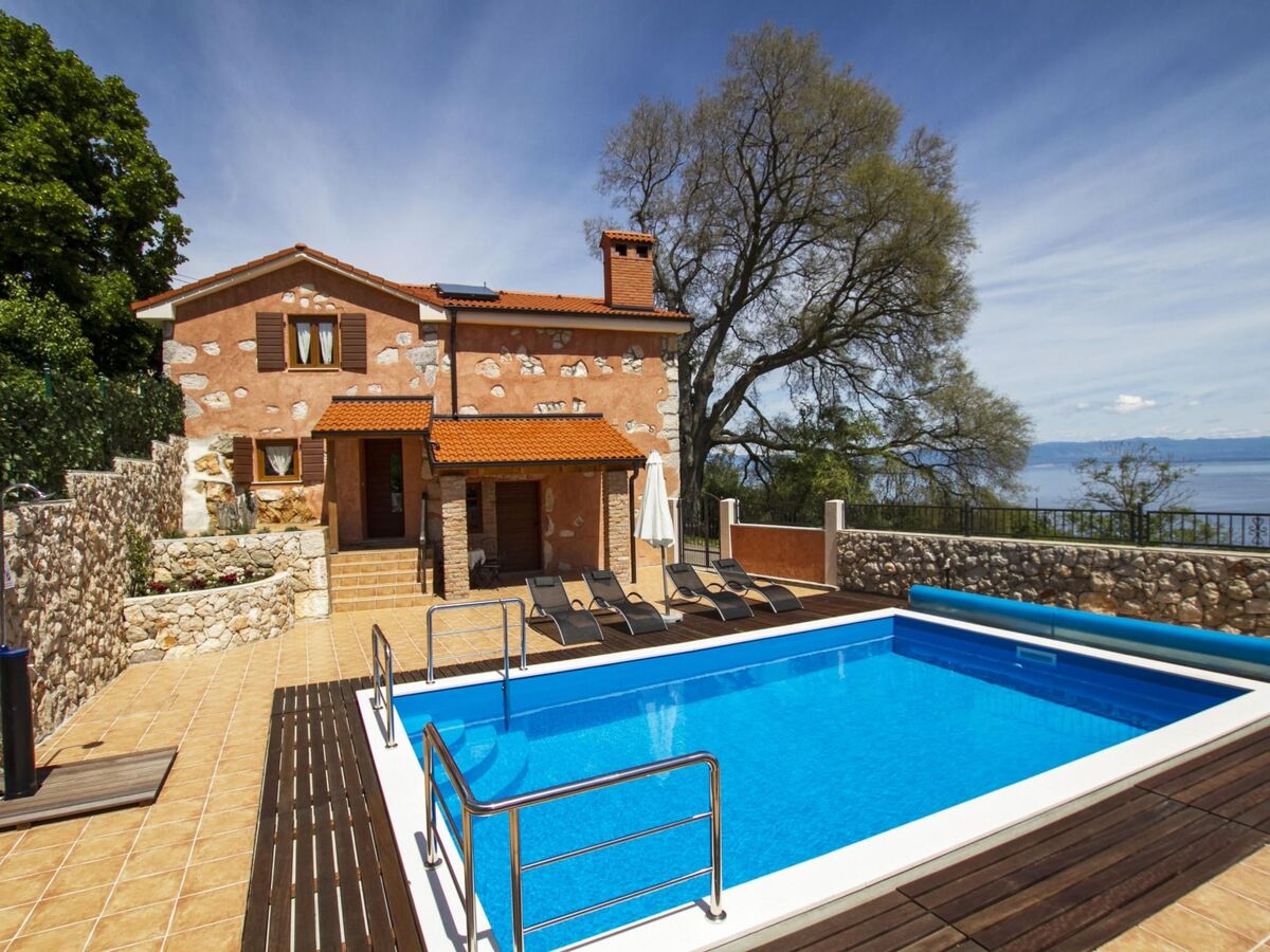 Villa avec piscine privée chauffée à Brseč - Photo 2