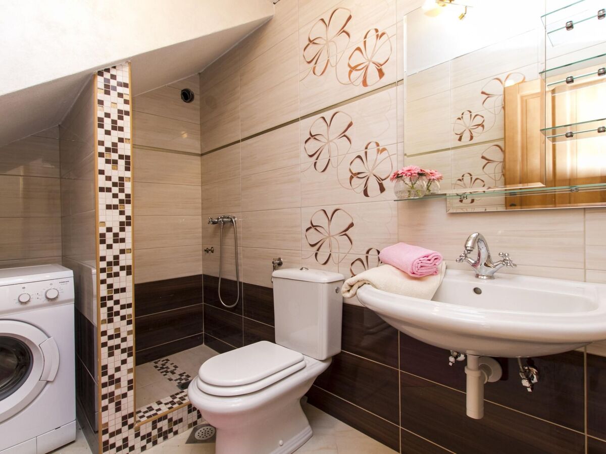 Villa avec piscine privée chauffée à Brseč - Photo 20