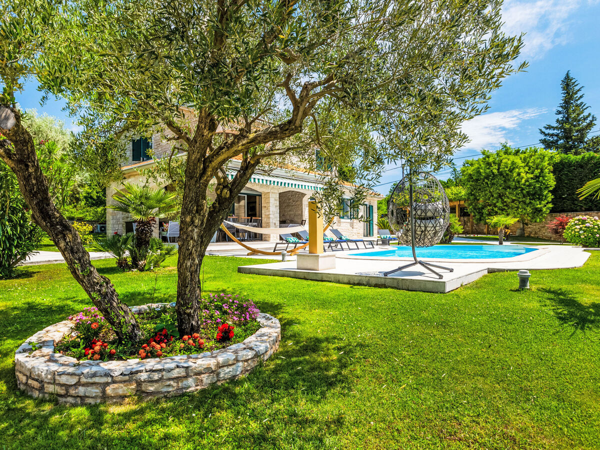 Villa Stonegate à Brseč : maison 6 chambres avec piscine chauffée - Photo 9