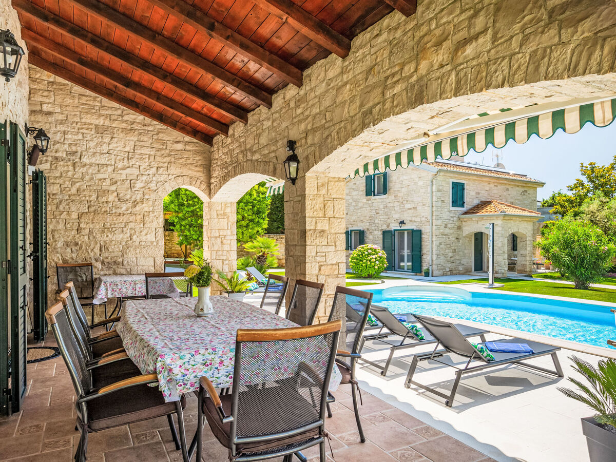 Villa Stonegate à Brseč : maison 6 chambres avec piscine chauffée - Photo 18