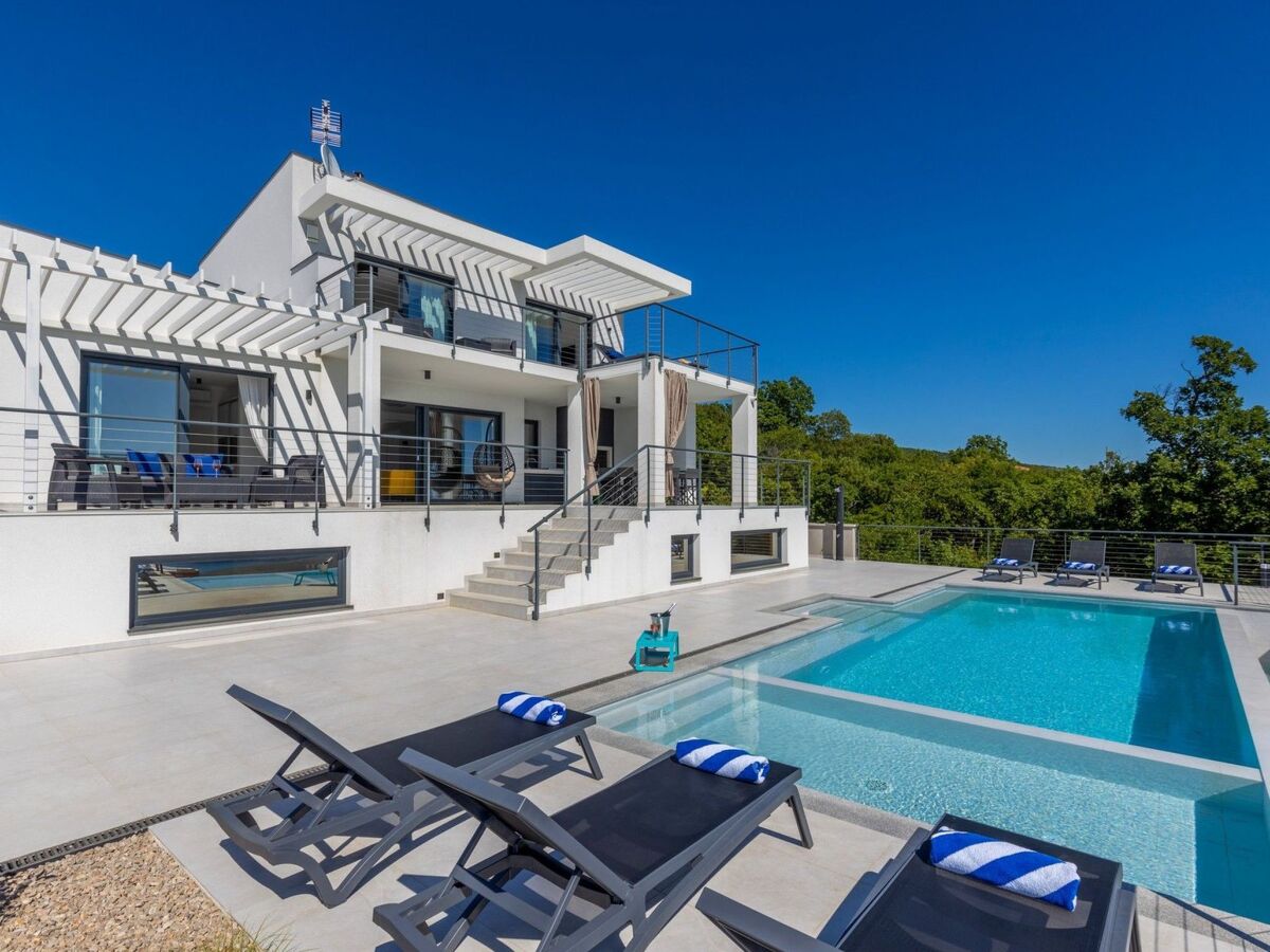 Maison 3 chambres avec piscine privée à Šmrika - Photo 7