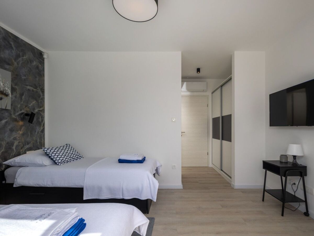 Maison 3 chambres avec piscine privée à Šmrika - Photo 18