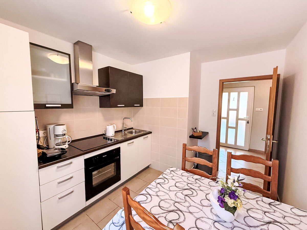 Apartment Nevenka : 80 m de la mer à Krk - Photo 5