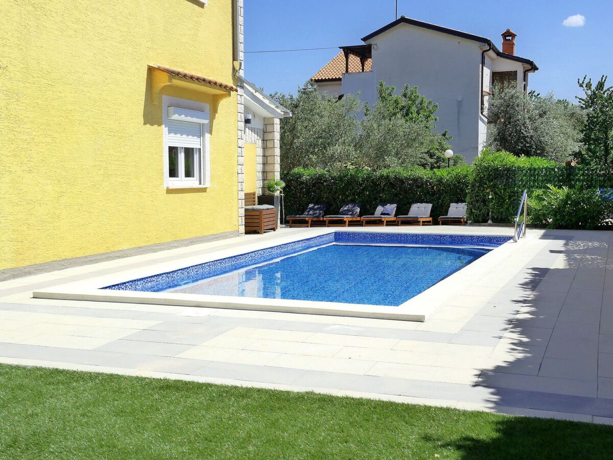 Maison 3 chambres avec piscine privée à Šilo - Photo 4