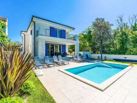 Villa Valle : maison 10 pers., piscine chauffée à Krk : photo 2