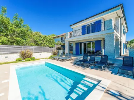 Villa Valle : maison 10 pers., piscine chauffée à Krk : photo 3
