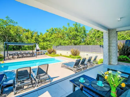 Villa Valle : maison 10 pers., piscine chauffée à Krk : photo 5