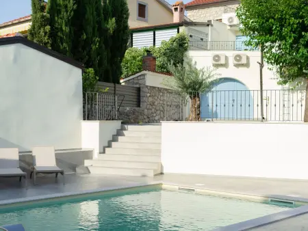 Villa Solaris sur Krk : pierre historique, piscine chauffée et sauna : photo 4