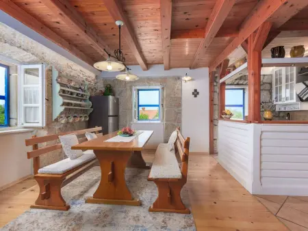 Villa Tonka, maison rénovée 6 pers. avec piscine à Krk : photo 17