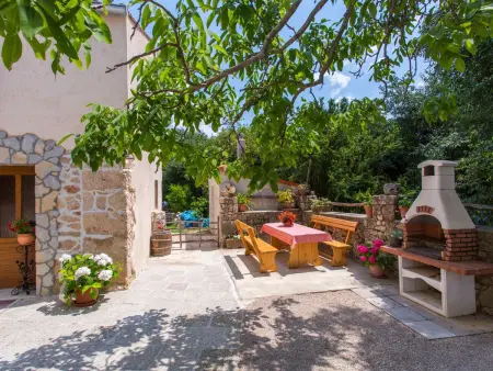 Maison en pierre Nonna Stara, 2 km de la plage