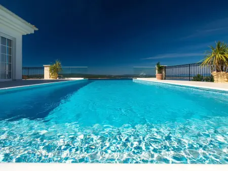 Villa Vespera, maison 8 personnes avec piscine chauffée