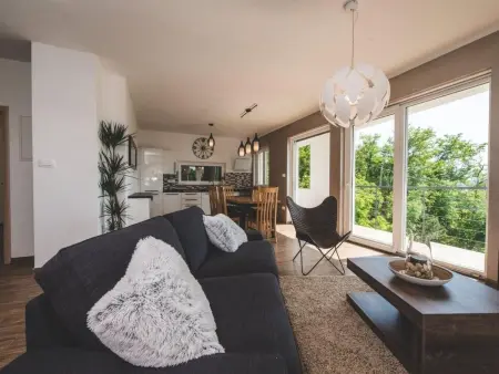 Villa Grace, maison 230 m² avec piscine chauffée à Crikvenica