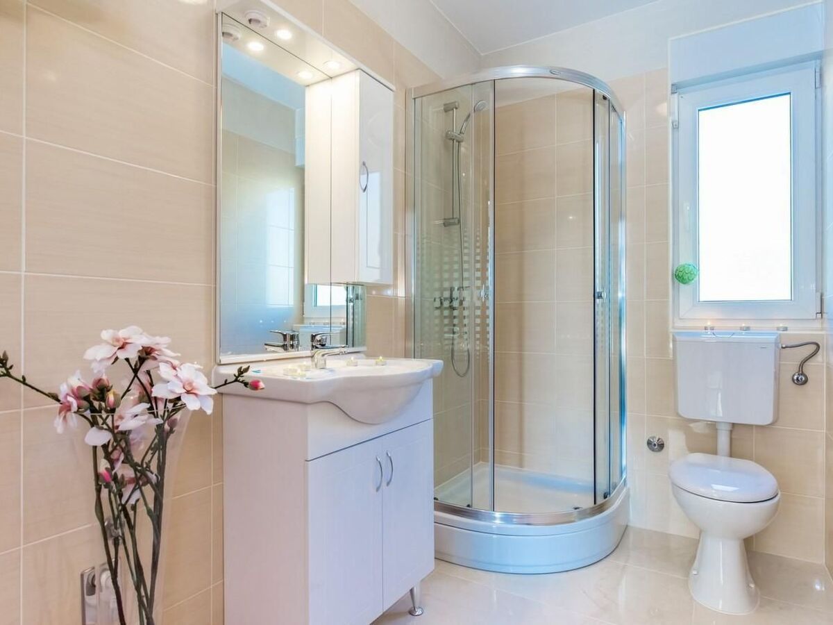 Maison 3 chambres avec piscine privée à Dramalj - Photo 9