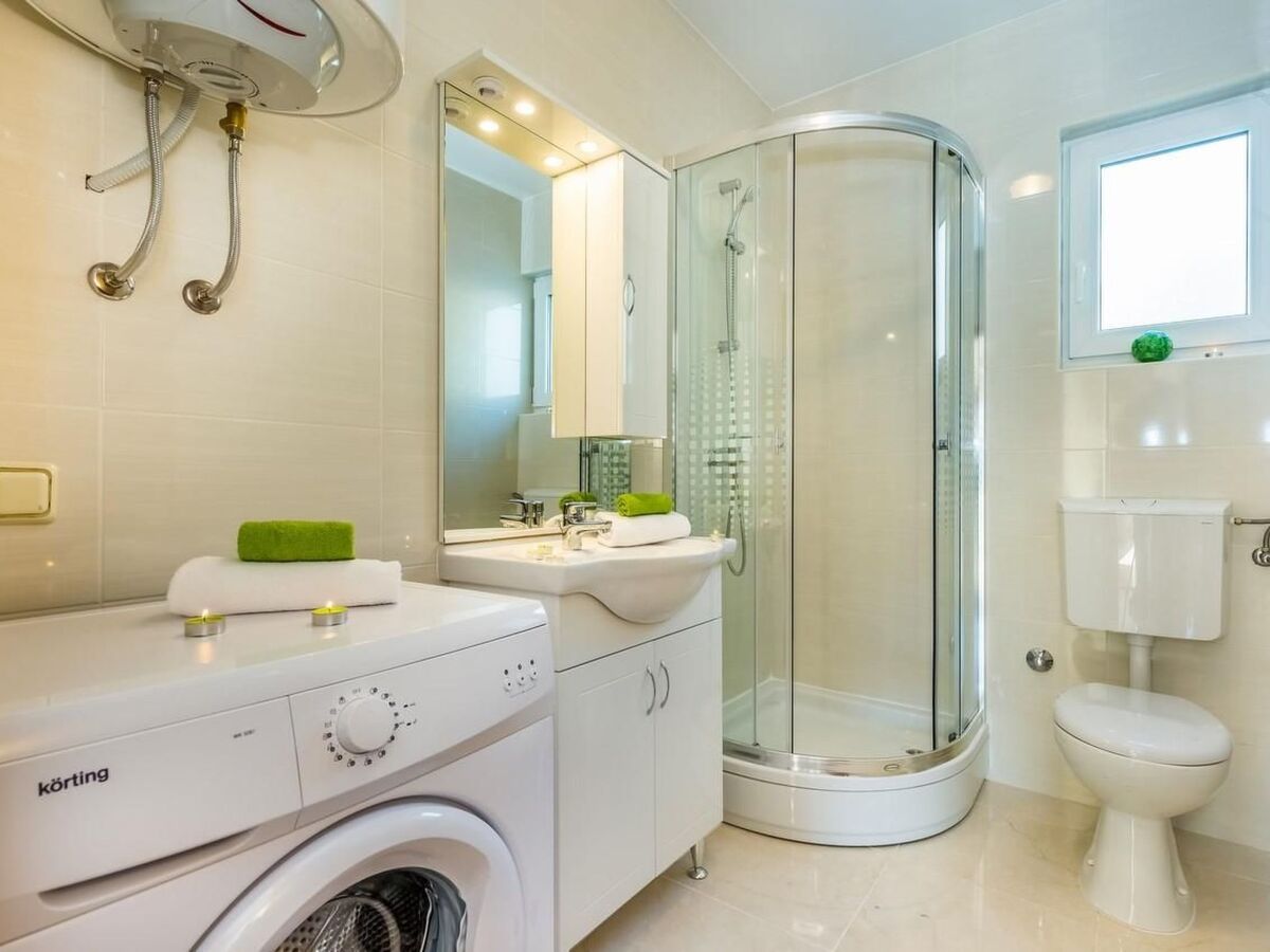 Maison 3 chambres avec piscine privée à Dramalj - Photo 10