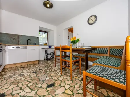 Maison Micika à Grizane, 5 pers., terrasse privée : photo 9