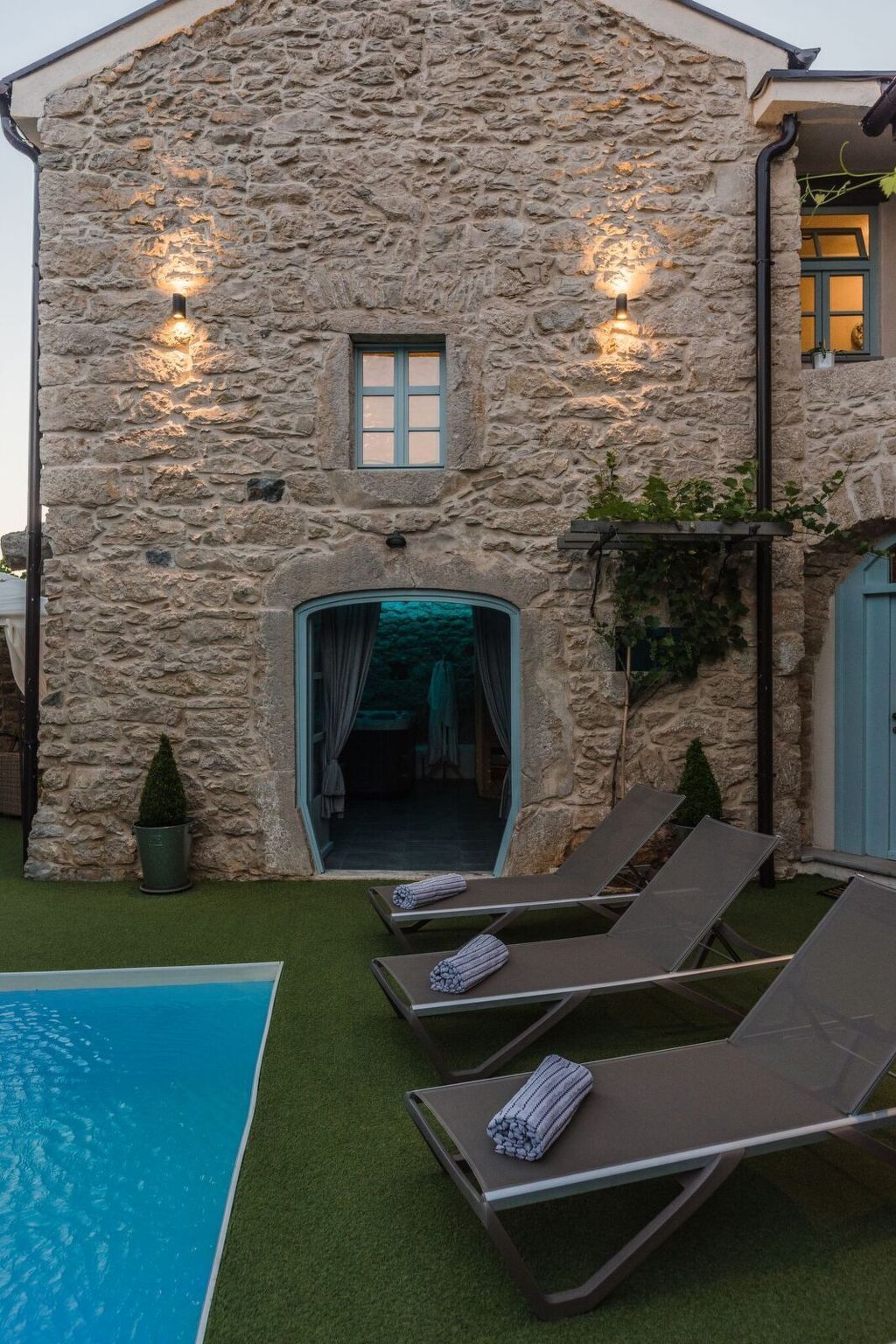 Villa Ivka : pierre, piscine privée et vue sur le lac - Photo 7