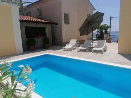 Location appartement à Senj, Gesamte Wohnung mit Terrasse und Meerblick
