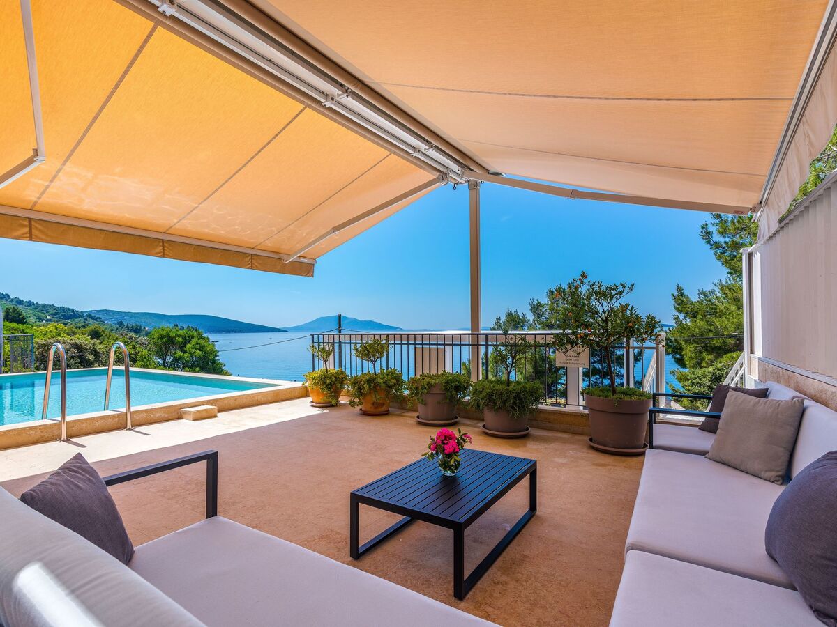 Villa 4 chambres avec piscine chauffée face à la mer, Cres - Photo 5