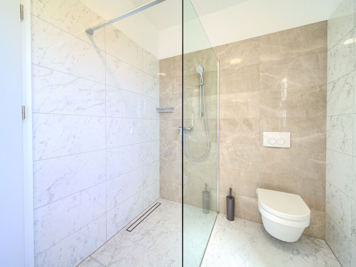 Villa 4 chambres avec piscine chauffée face à la mer, Cres - Photo 33