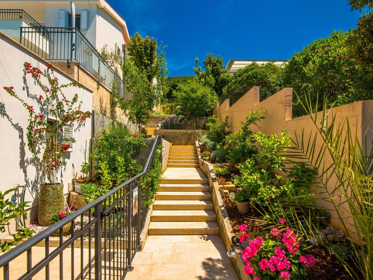 Villa 4 chambres avec piscine chauffée face à la mer, Cres - Photo 43