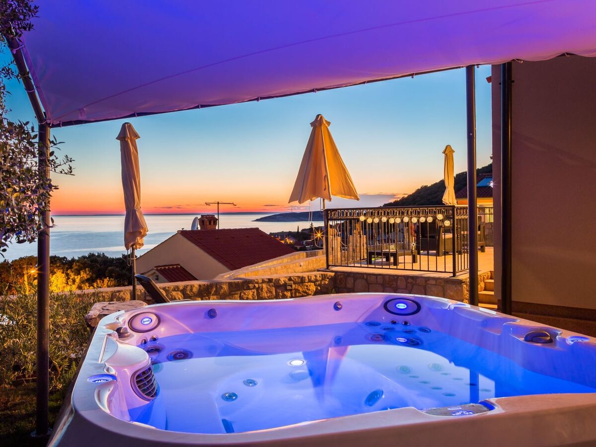 Villa Cres avec vue mer, piscine et Jacuzzi privés - Photo 5