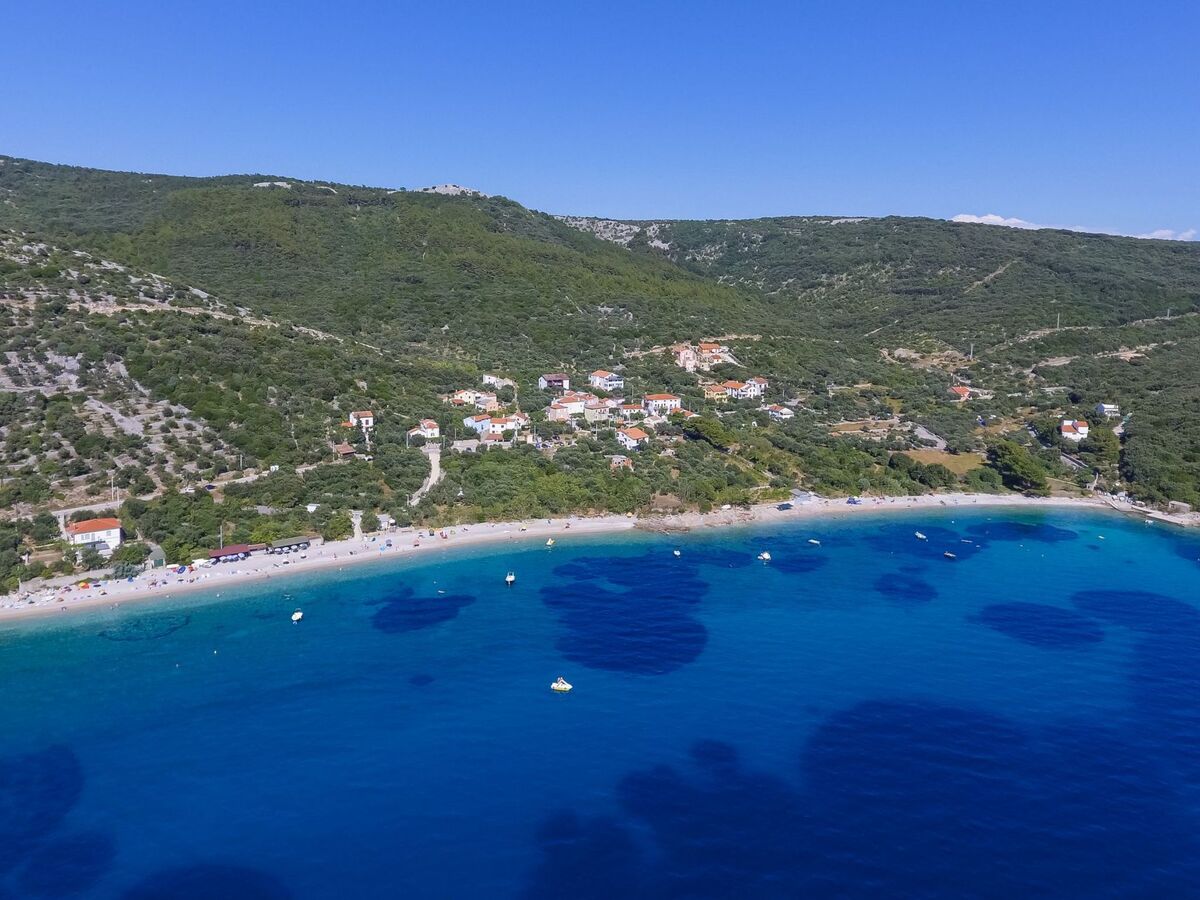 Villa Cres avec vue mer, piscine et Jacuzzi privés - Photo 9