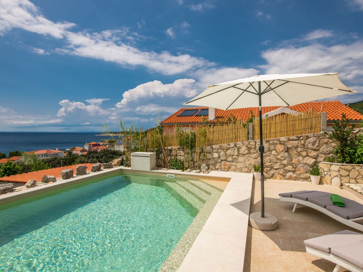 Villa Cres avec vue mer, piscine et Jacuzzi privés - Photo 24