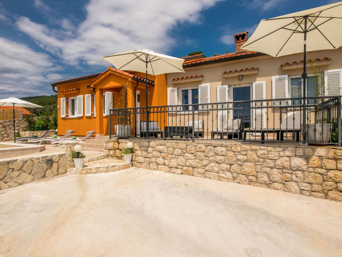 Villa Cres avec vue mer, piscine et Jacuzzi privés - Photo 29
