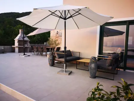 Villa Vista Arba : maison avec piscine privée à Banjol, Rab : photo 3