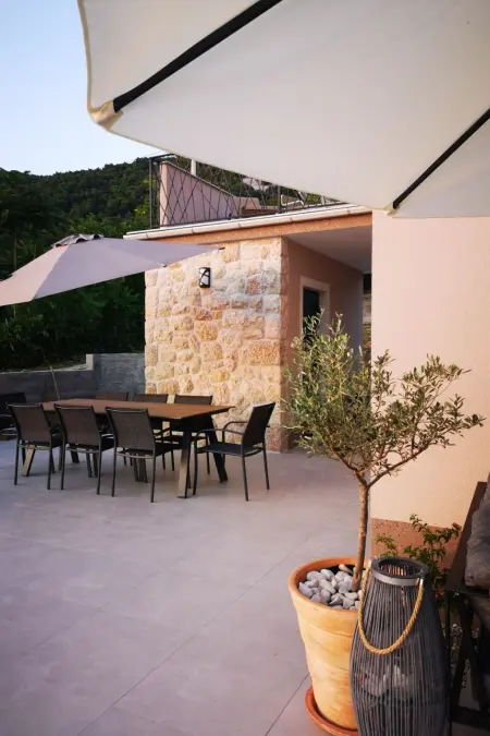 Villa Vista Arba : maison avec piscine privée à Banjol, Rab : photo 4