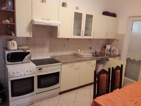 Maison 3 chambres avec jardin clôturé et plage à 350m : photo 7