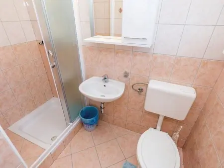 Maison 3 chambres avec jardin clôturé et plage à 350m : photo 12