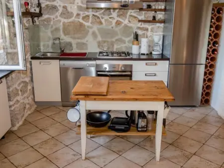 Maison en pierre de 1851 à Supetarska Draga : photo 10